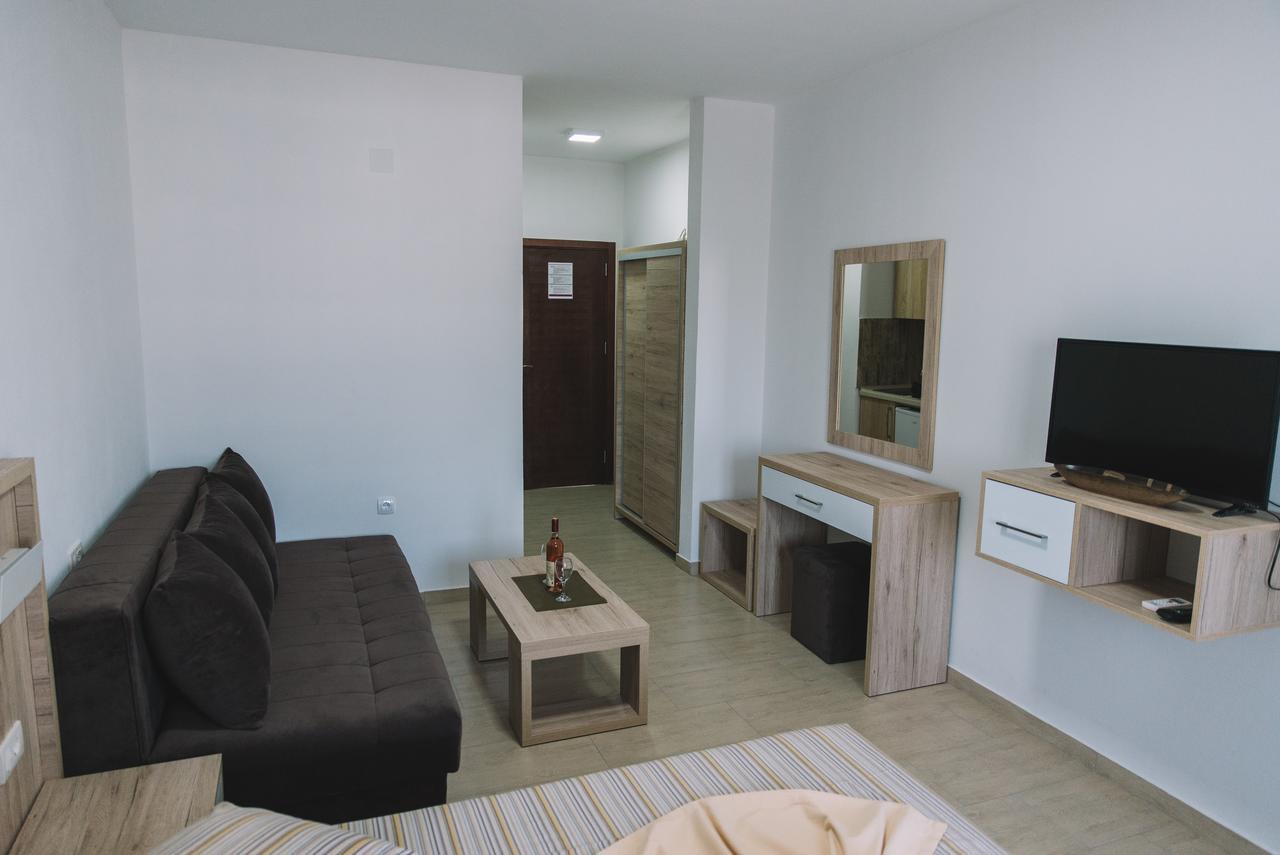אולסינץ' Sunrise Apart-Hotel מראה חיצוני תמונה